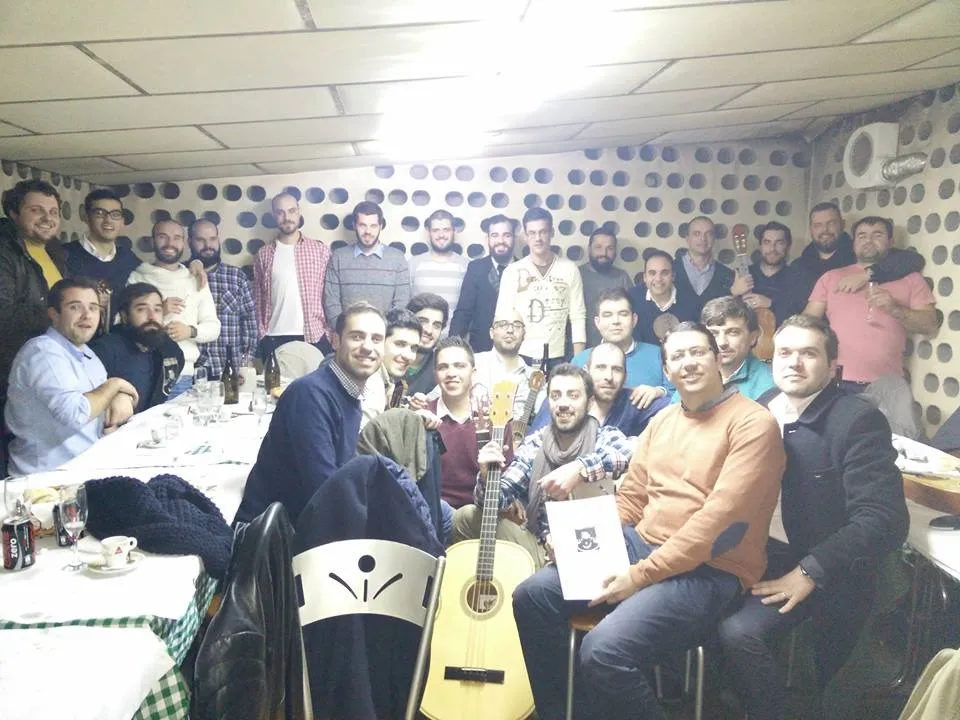 Jantar Elementos Antigos