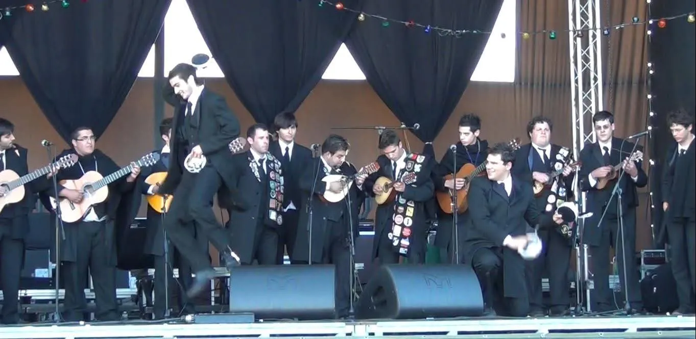 Atuação aniversário Renault Cacia